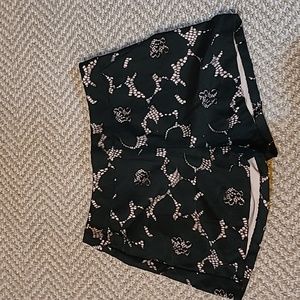 Express shorts, size 00, black/peach floral pattern